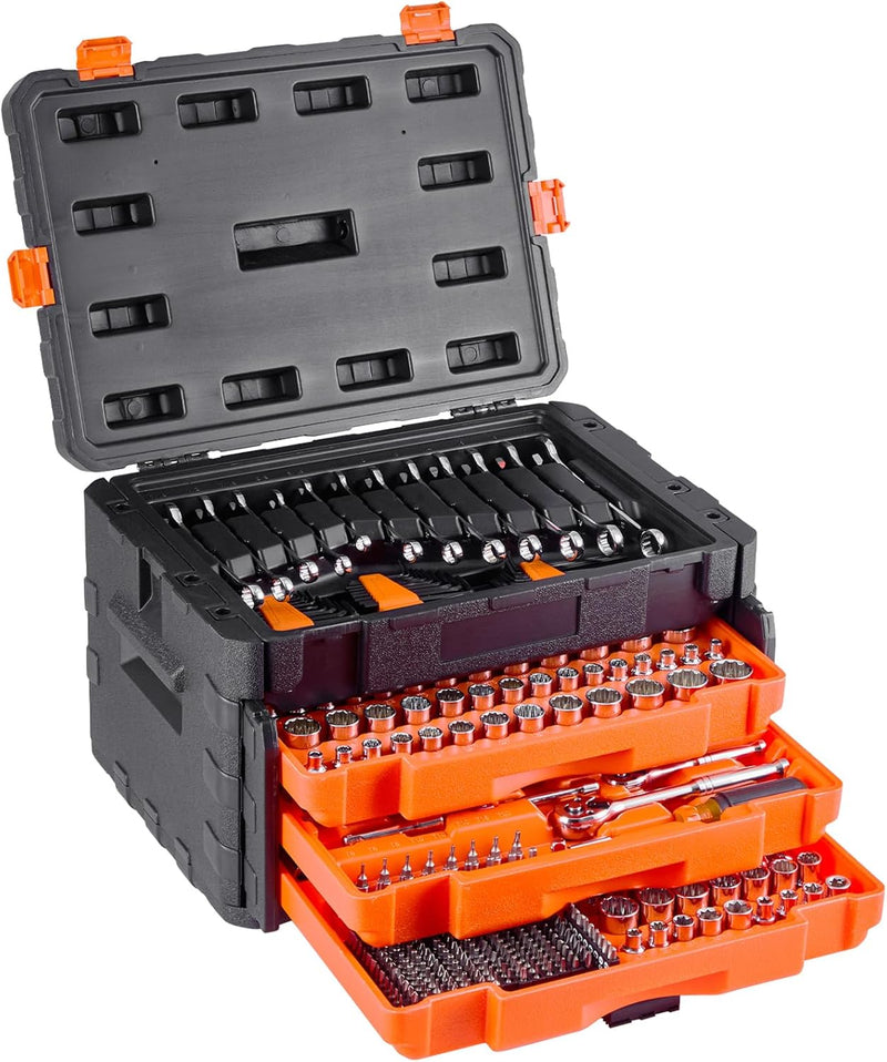 Mechanical tool kits and socket sets, consisting of 450 pieces, available in sizes of 1/4 inch, 3/8 inch and 1/2 inch, deep and standard socket types, conforming to the standards of the American Society of Automotive Engineers, with A9723
