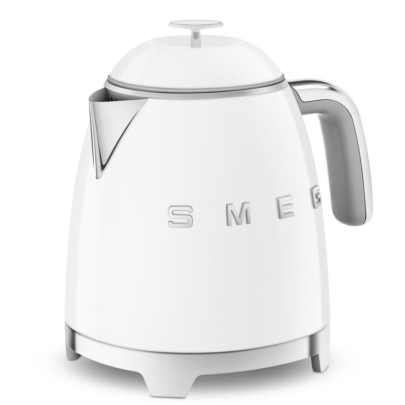 50's 1400W Retro Style Electric Mini Countertop Kettle with Cordless Base, White, 0.8-L I7644